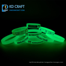 High quality personalized custom logo printed luminous rubber bracelet glow silicone wristbands for event